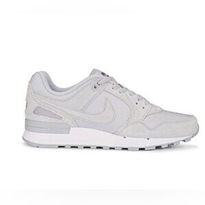 Men’s Air Pegasus '89 Sneaker in Wolf Grey, Team Red, & White, NIKE, Size 9